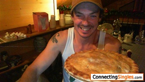 fresh baked apple pie! yummo! home growed too! lol