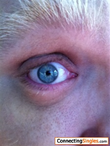 people have complimented my eye color. so here you go with a close up!