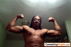 STRONG SINGLE BLACK MAN NOW AVAILABLE AND WILL ANSWER ALL WOMEN WHOM SHOW INTEREST ENOUGH TO CONTACT ME WITH REALNESS