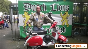 A WAY OF LIFE
Dutch lions scooter rally
Rotterdam Holland 2013