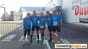 before start of "Great Breweries Marathon" = field paths Marathon june 2017 , I'm at left side, and the oldest one ! :-)  (all on the picture are clubmates)