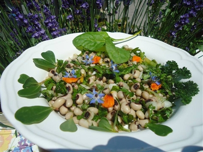 Black eyed beans with flowers Recipe
