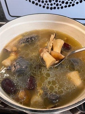 Herbal Mushroom Black Chicken Soup Recipe